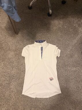 Essex classics show shirt size small